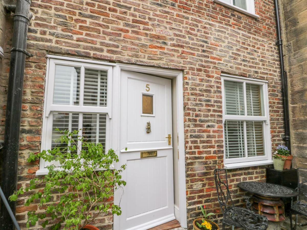 Vila 5 Oystons Yard Whitby Exteriér fotografie